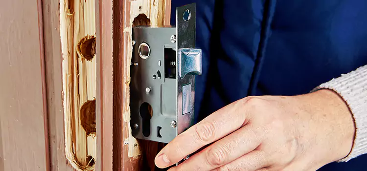Garage Door Lock Replacement Greenwood
